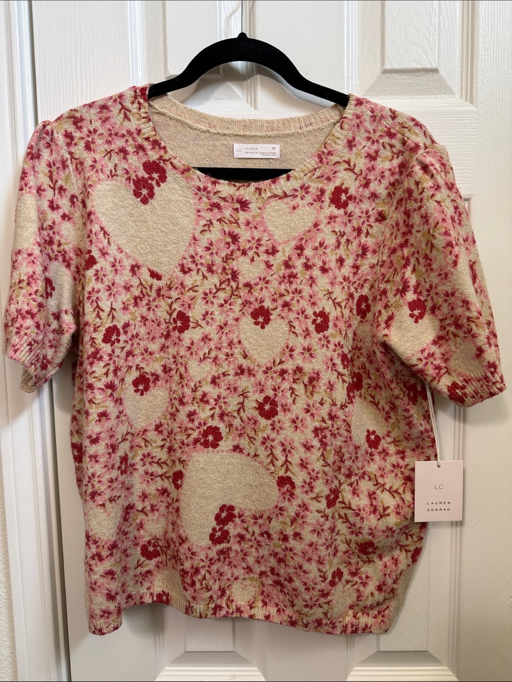 LC Lauren Conrad Cream & Pink Heart Floral Knit Tee